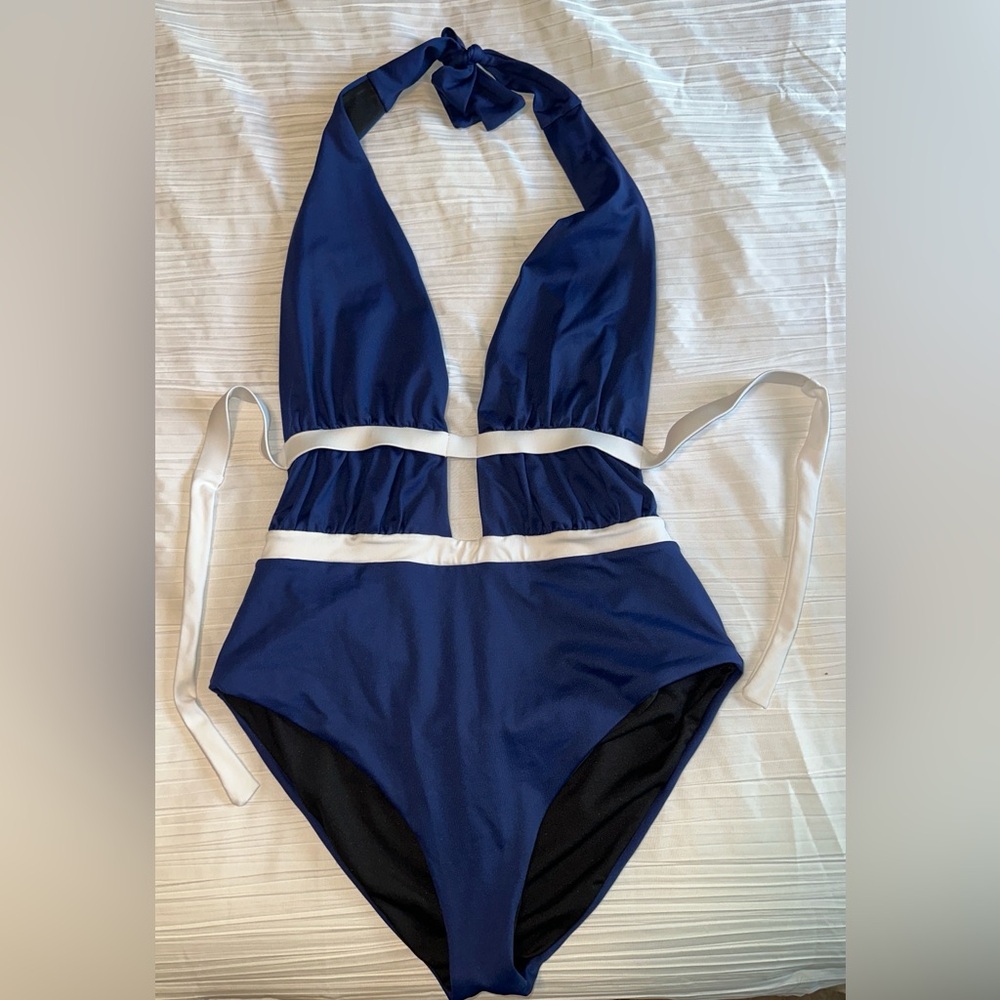 Venus Swimsuit One-Piece - Women’s 10